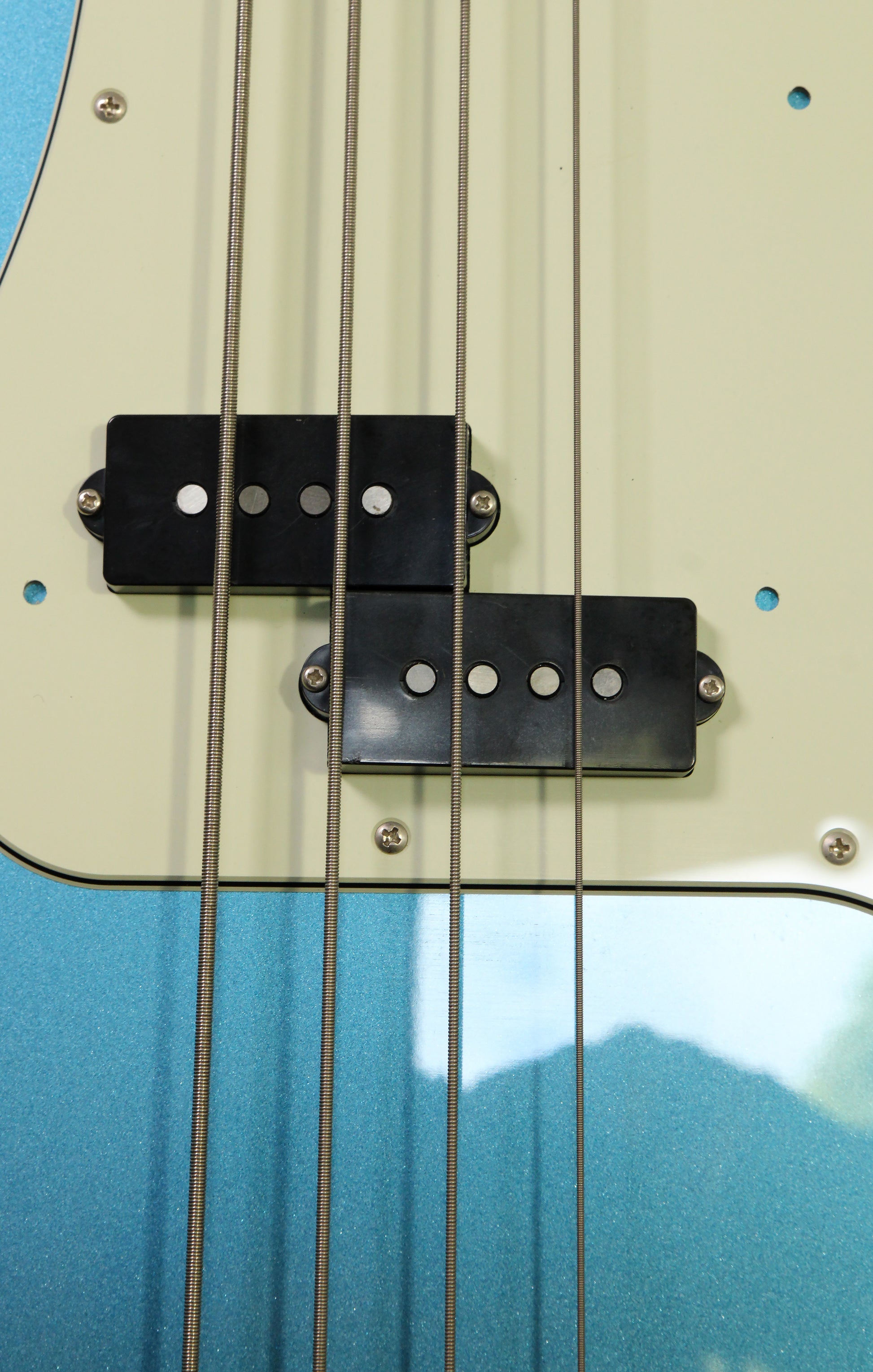 Fender Japan Traditional 60s P-Bass Precision Bass Lake Placid Blue 2020
