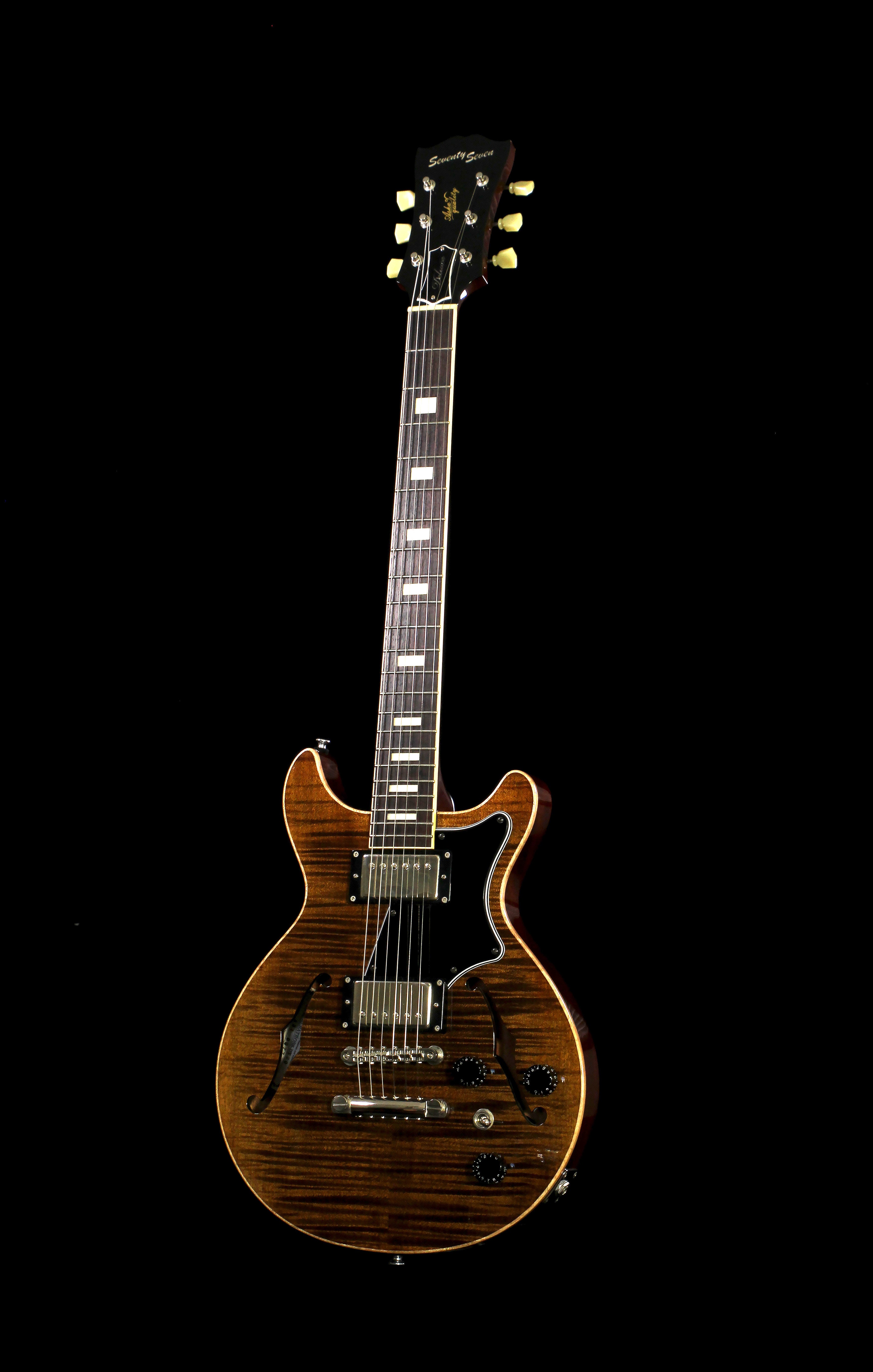 SeventySeven Guitars Albatross DX-20 Transparent Brown Flame Maple 