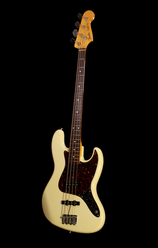 Fender Japan Jazz Bass Reissue JB-62 Olympic White