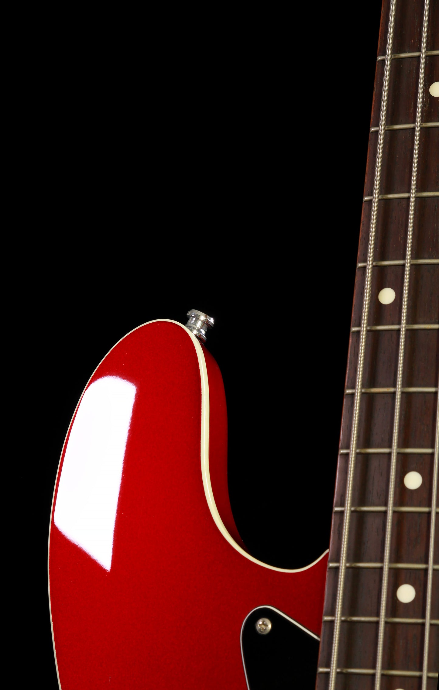 Fender Aerodyne Jazz Bass Old Candy Apple Red