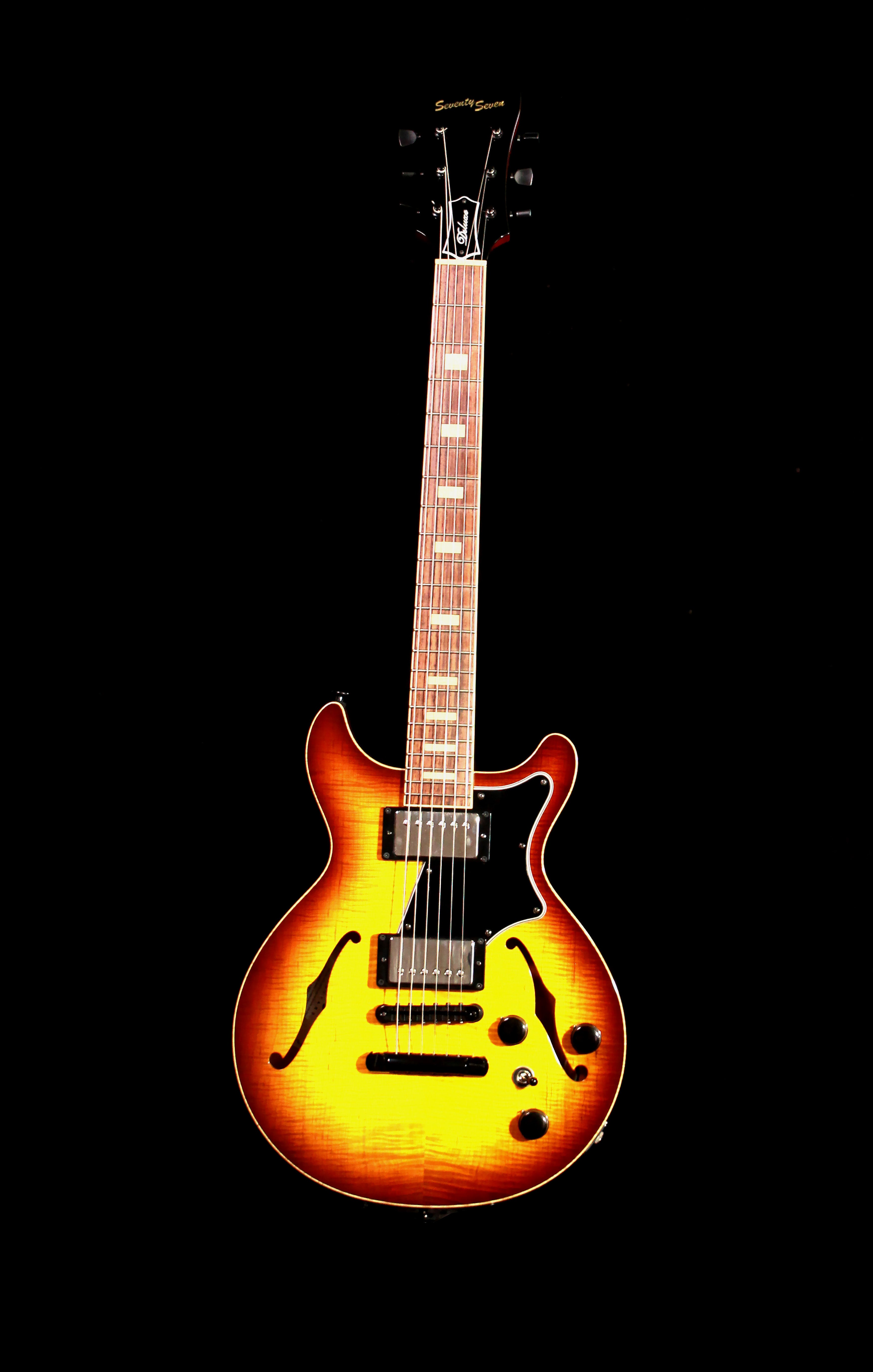 Seventy Seven Guitars ALBATROSS-DX BSB | santannaconsultoria.com.br