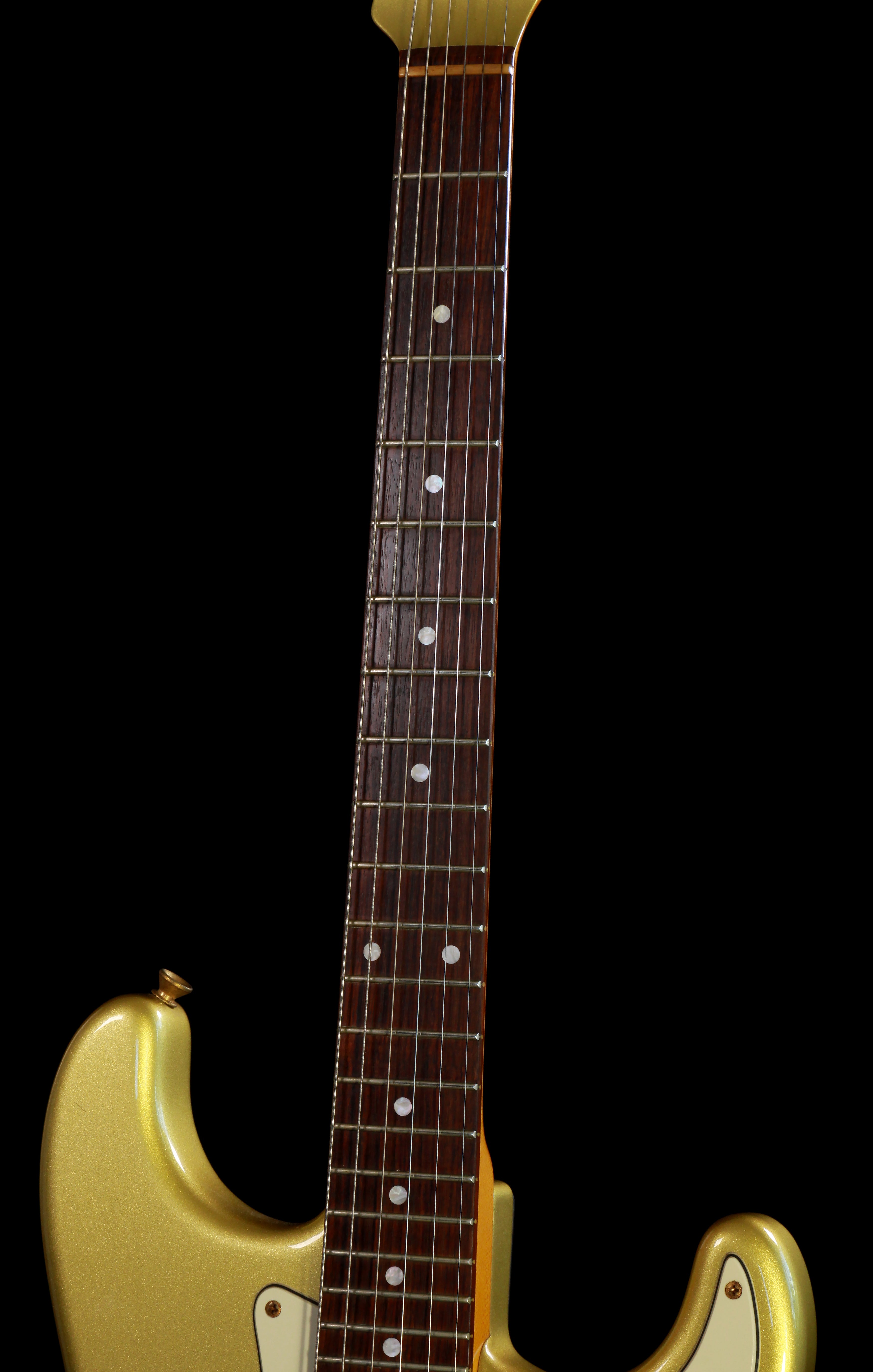 Van Zandt Vanzandt STV-R2 Made in Japan Strat Golden Mist with Matchin –  Soul Drifter Guitars