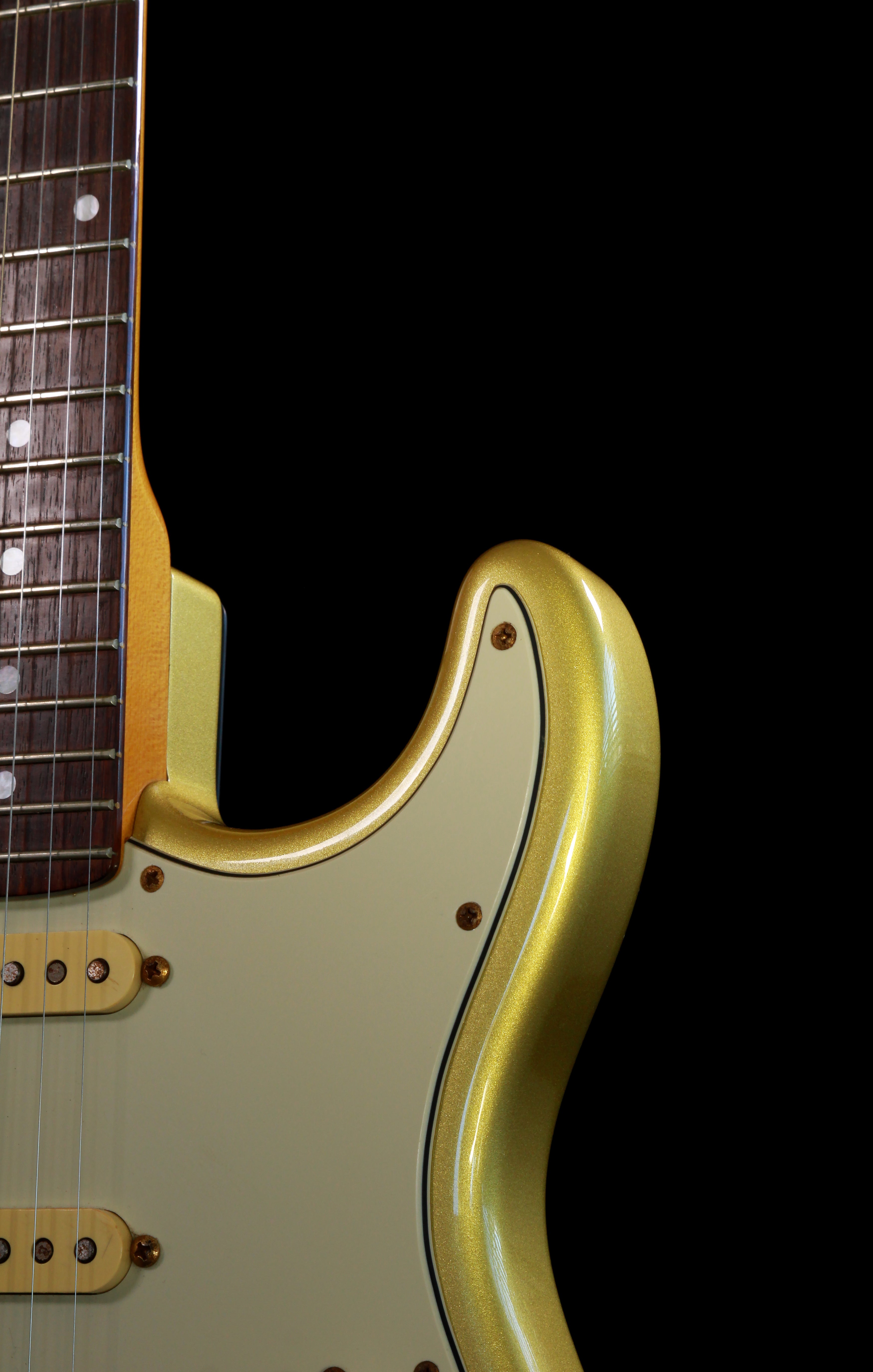 Van Zandt Vanzandt STV-R2 Made in Japan Strat Golden Mist with Matchin –  Soul Drifter Guitars