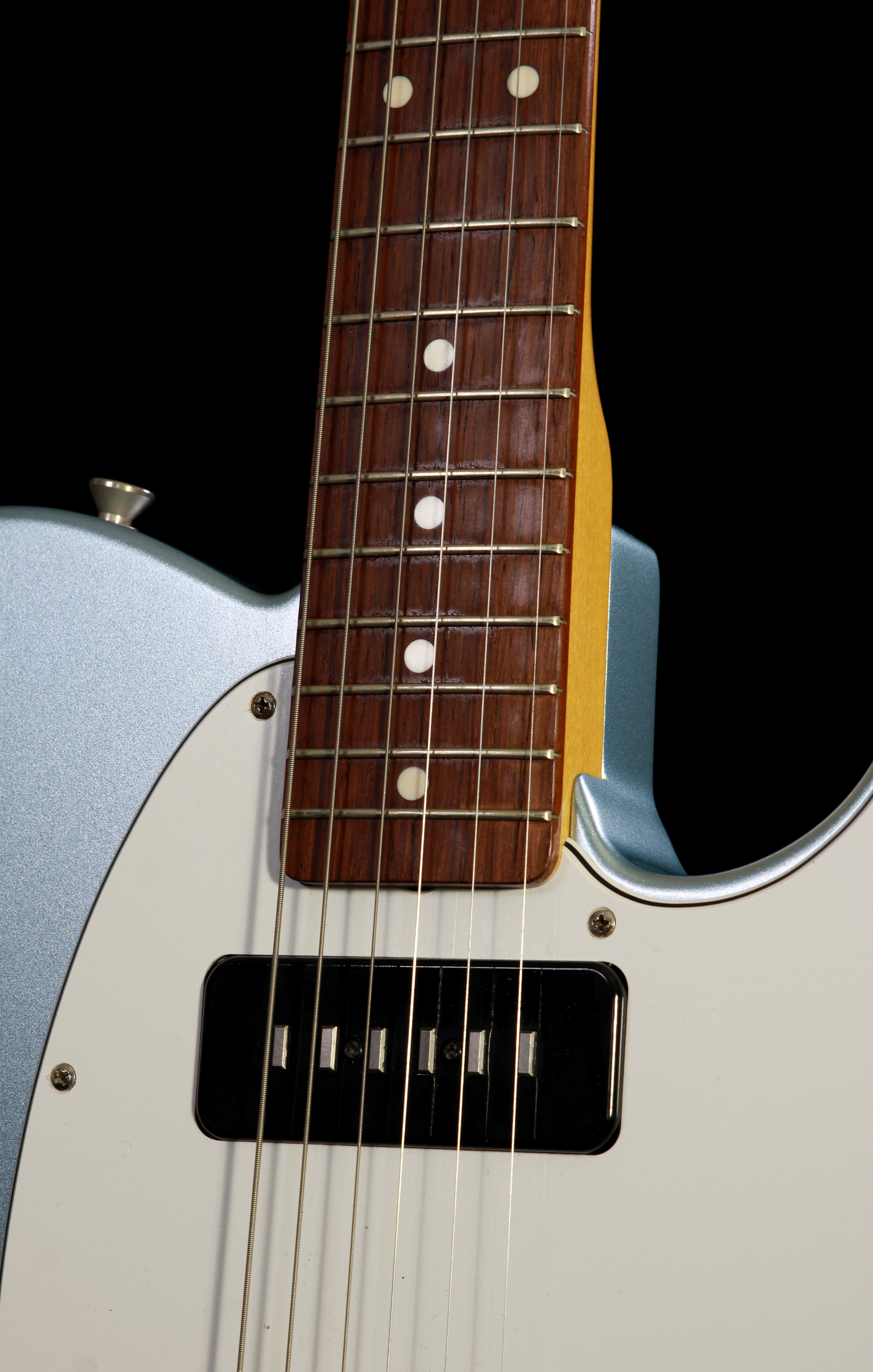 Zeus Custom Guitars Telecaster ZTL-CTM Ice Blue Roswell P-90 Neck, Dim –  Soul Drifter Guitars